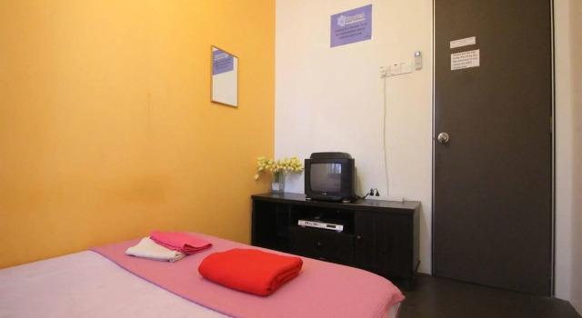 Cocoa Mews Cafe & Homestay - Hostel