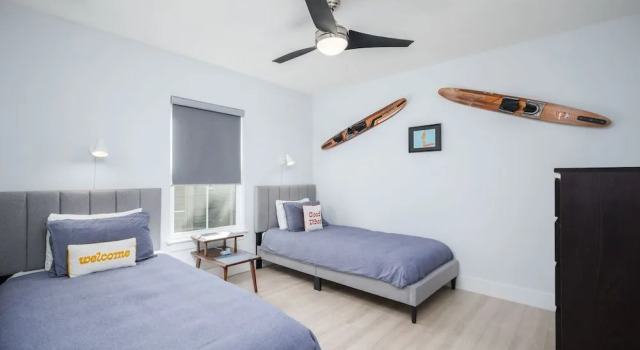 Vacation Vibes, Rezerwuj Hotel Hotele w Saint Augustine Area z parkingiem, Parking
