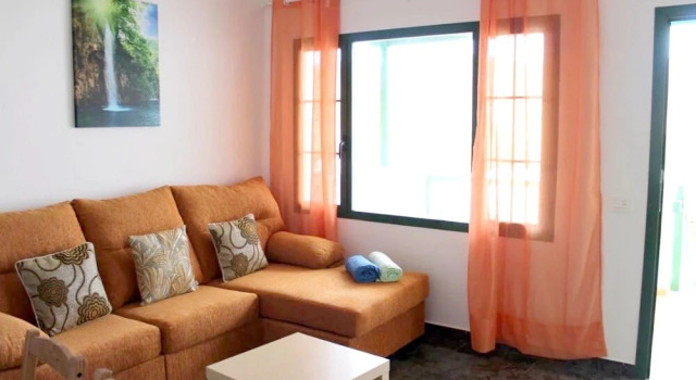 Apartment With 2 Bedrooms in Femés, With Wonderful Mountain View, Furn, Prenota Appartamento  