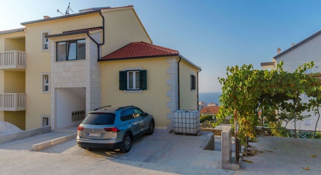Apartments Marina, Prenota Appartamento Postira 