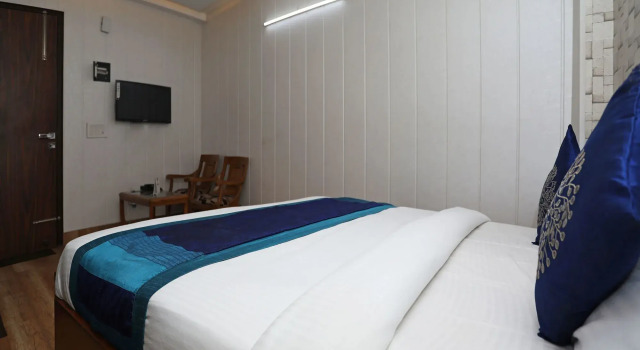 Hotel Prime View By OYO Rooms, Забронировать Отель Отели Дера Манди 3 звезды, 3*