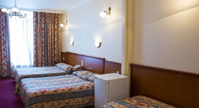 Семейный номер Standard Hotel Continental Gare du Midi