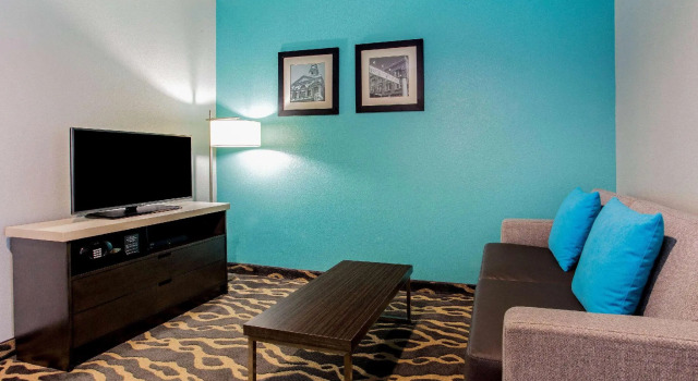 Двухместный люкс La Quinta Inn & Suites by Wyndham Northlake Ft. Worth