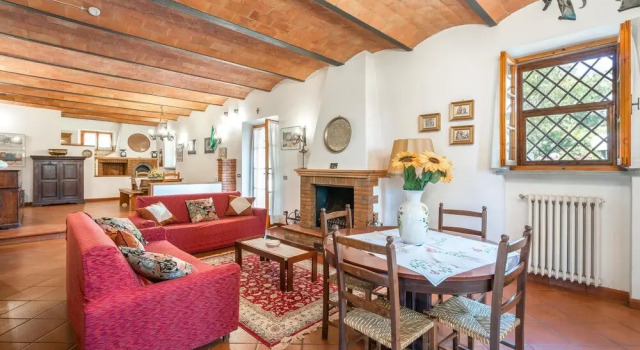 Cetine, Book Hotel Rapolano Terme Crete Senesi