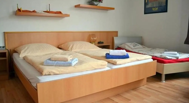 Трёхместный номер Standard Pension Dessauer Hof