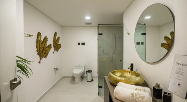 Апартаменты First Class Hotel