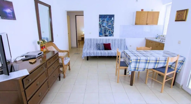 Апартаменты c 1 комнатой с балконом Apartments TIN