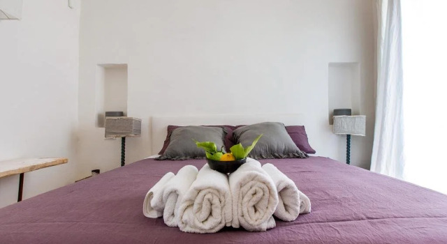 Il Trullo Della Volpe, Buchen Sie Hotel Hotels in Ostuni mit Pool, Schwimmbad