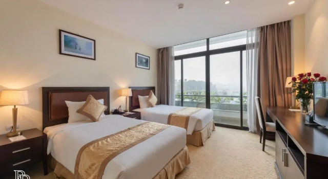 Двухместный номер Standard с балконом Red River View Hotel