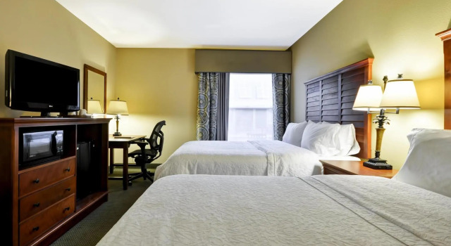 Четырёхместный номер Standard Hampton Inn & Suites Charleston/Mt. Pleasant-Isle Of Palms