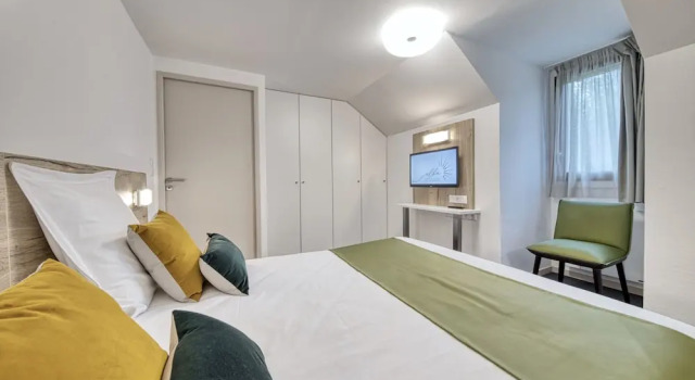 Hôtel Lac dOrient, Buchen Sie Hotel Mesnil-Saint-Pere 