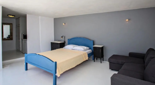Studio Apartment in Tinos Chora, Забронировать Апартаменты/квартира Тинос Тинос, рядом с Церковь Кехровуни