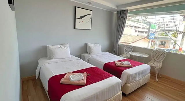 Номер Deluxe The Beach Front Resort, Pattaya