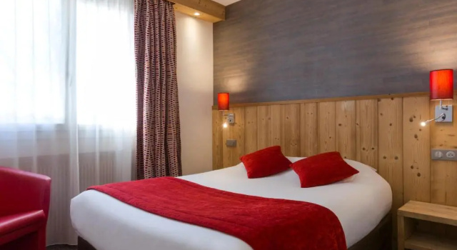Номер Comfort The Originals City, Hôtel Rey du Mont Sion, Saint-Julien-en-Genevois Sud