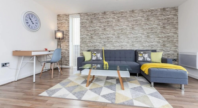 Amazing 2BR Manchester Apartment