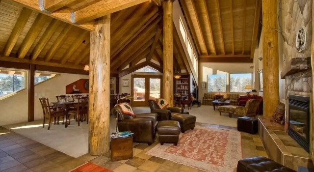 Downtown Penthouse 4 Bedroom Condo