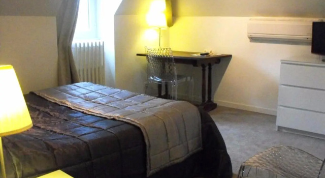 Les Capucins, Rezerwuj Hotel Avallon 