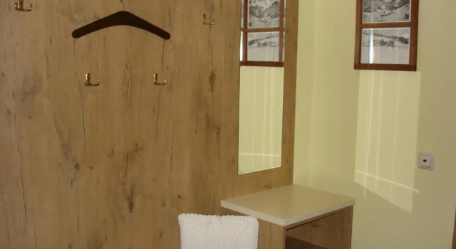 Haus Wallner, Book Apartment Hotels in Vorarlberg with Parking, Parking