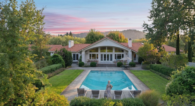 Vineyard Estate w/ Pool, Spa & Bocce Ball + Mins to Wineries & Park Lawndale Manor by Avantstay