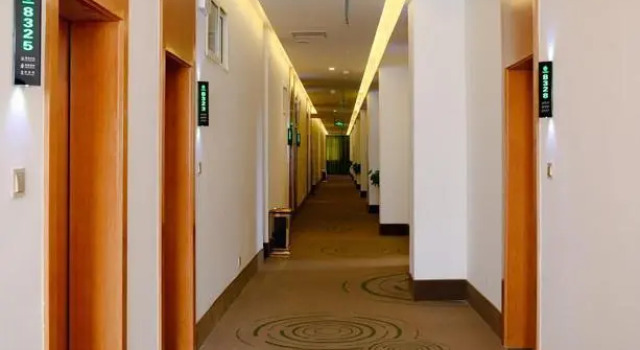 GreenTree Inn XianYang Qindu District West Baoquan Road Hotel, Rezerwuj Hotel Qindu Xianyang