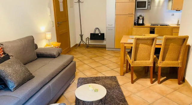 Апартаменты Comfort Residenz Moselzauber - Ferienwohnungen mit Pool Landschaft
