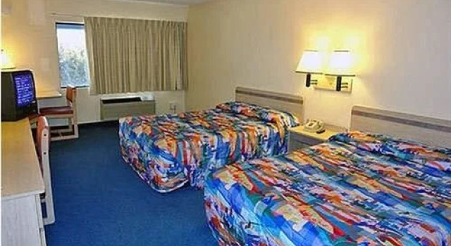 Americas Best Value Inn & Suites-Blue Springs / Kansas City, Buchen Sie Hotel Blue Springs Missouri