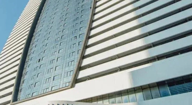 Sunshine Apartments in Alliance Palace
