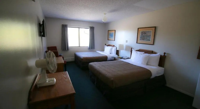 Четырёхместный номер Standard Big Horn Motel