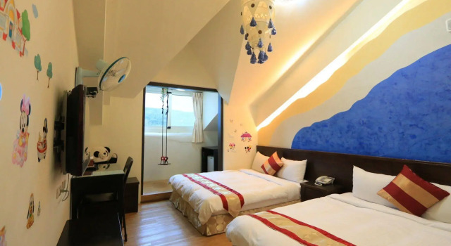 Warner Leisure Hotel
