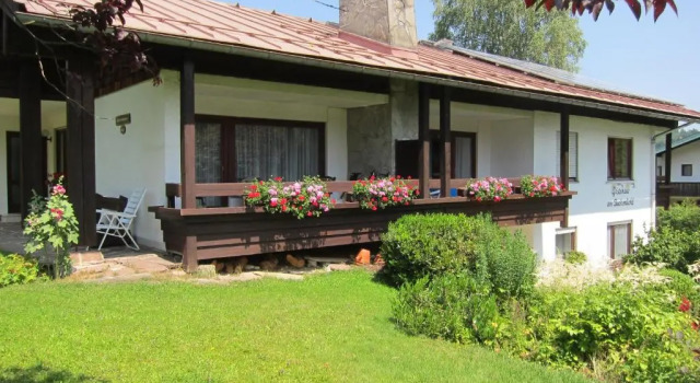 Апартаменты Superior c 1 комнатой с балконом Ferienwohnung Gästehaus Am Buchenbichl