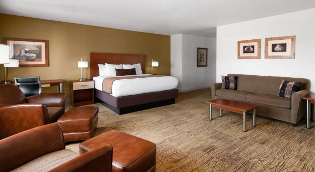 Двухместный люкс Best Western Discovery Inn