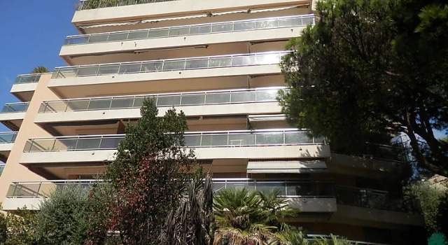 Apartment Le Bay, Забронировать Апартаменты/квартира Отели Канн с бассейном, рядом с Le Croisette Casino Barriere de Cannes, Бассейн
