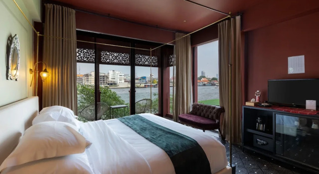 Номер Deluxe с балконом и с видом на реку Amdaeng Bangkok Riverside Hotel