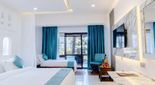 Семейный номер Standard c 1 комнатой с балконом Reef Hotel Mombasa