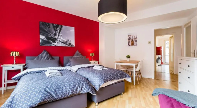 Апартаменты с 3 комнатами с балконом Apart2Stay