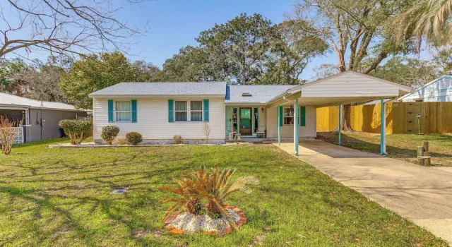 Коттедж Walk to Beach: Fort Walton Coastal Retreat