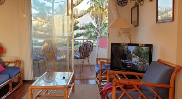 Sea view holiday apartment near Alicante