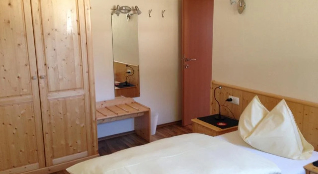 Austrian Alpine Apartments, Prenota Appartamento Hotel a Stiria con parcheggio, Parcheggio