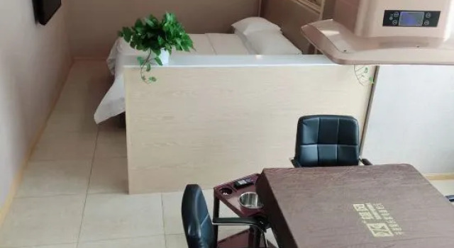 Люкс Vienna Hotel (Guangzhou Road, Changdong Avenue)