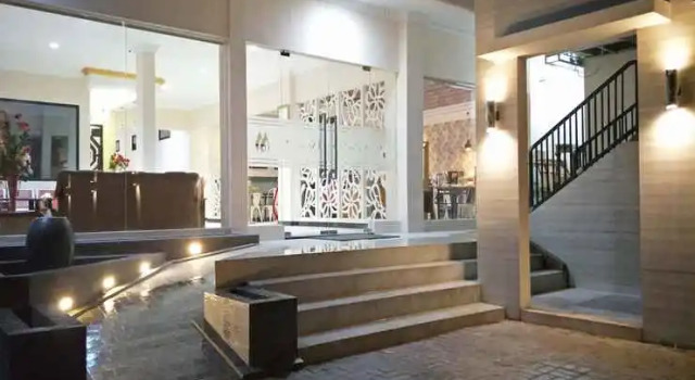 Megaria Hotel, Rezerwuj Hotel Hotele w Merauke z parkingiem, Parking