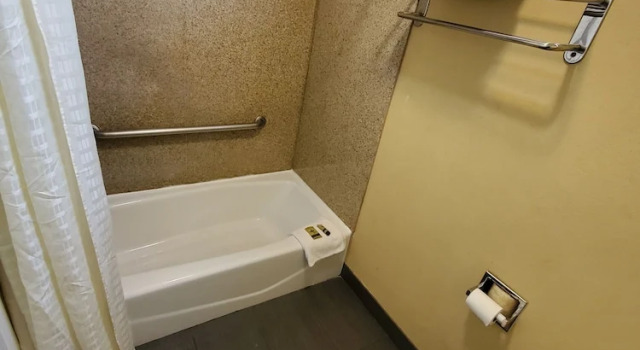 Номер Standard Delmonico Inn & Suites