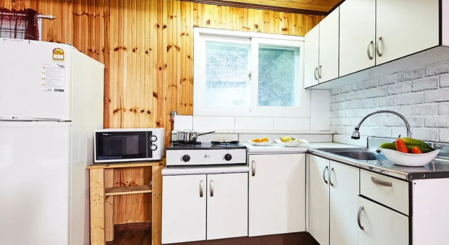 Chuncheon Healing Road Pension, Prenota Hotel Hotel a Gyeonggi-do con parcheggio, Parcheggio