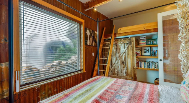 Коттедж Waterfront Cottage on Tomales Bay w/ Dock & Views