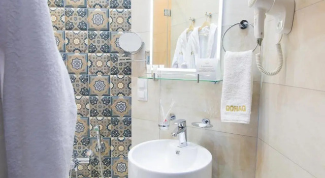 Номер Standard QonaQ Hotel