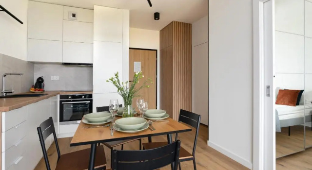 Апартаменты с балконом Symphony Modern Tower Apartamenty by INA