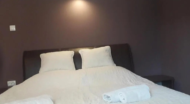 Vladana DELUXE App 2, Buchen Sie Ferienwohnung Kruševac Zentralserbien