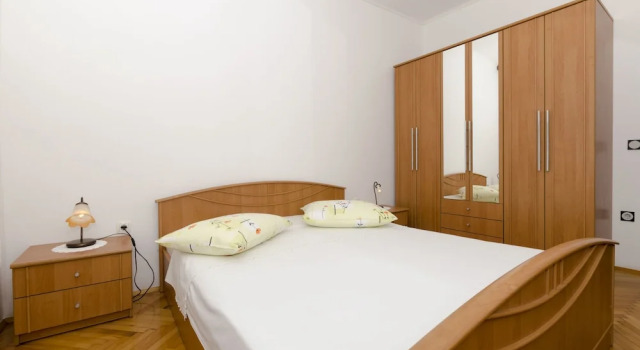 Apartment Eva P, Забронировать Апартаменты/квартира Примоштен Шибеник