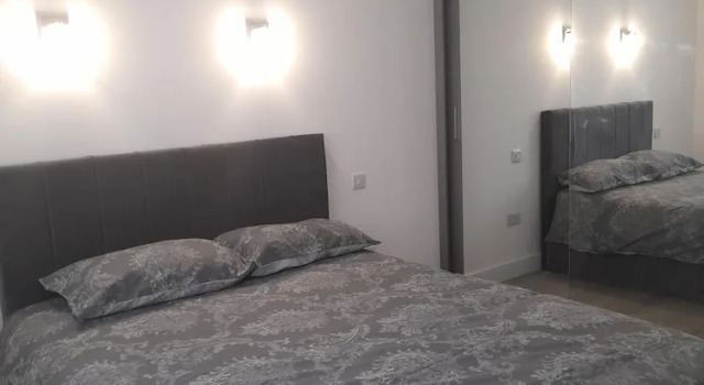 Apartment - Sleeps up to 6 & Free Parking, Varaa Huoneisto Asunnot kohteessa Merseyside, Huoneisto