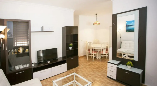 Center & White Town Apartment, Забронировать Апартаменты/квартира СПА-отели Торремолинос, рядом с Культурный центр им. Пабло Руиса Пикассо, SPA-услуги