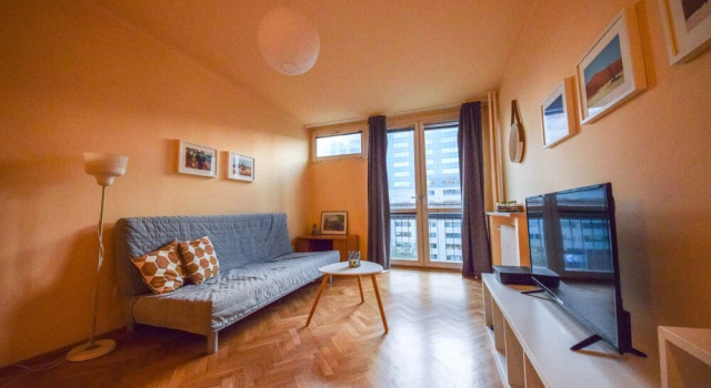 Jana Pawla Apartment for 4 (A12), Забронировать Апартаменты/квартира Отели Варшавы с парковкой, рядом с ОРКО Тауэр, Парковка